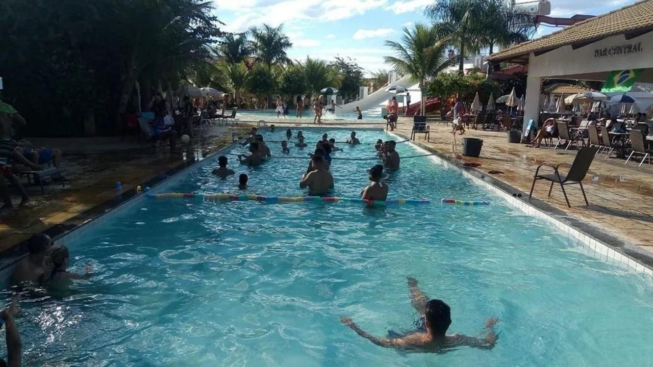 Vila Ap Completo Parq. Aquat. Sensacional Gratis Caldas Novas Exteriér fotografie